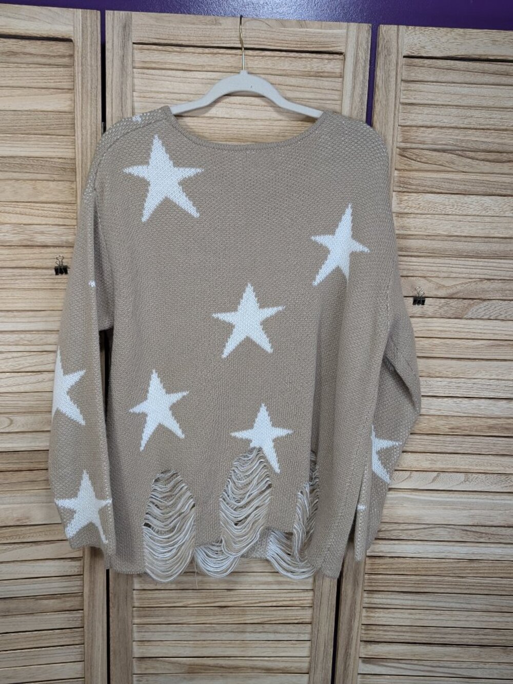 Zenana Taupe Sweater with White Star Motif Size XL - Picture 8 of 9